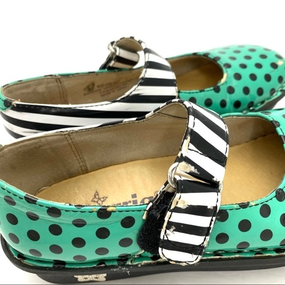 ALEGRIA Girls Poker Dots Color Block Clogs in Green & Black - Picture 10 of 10